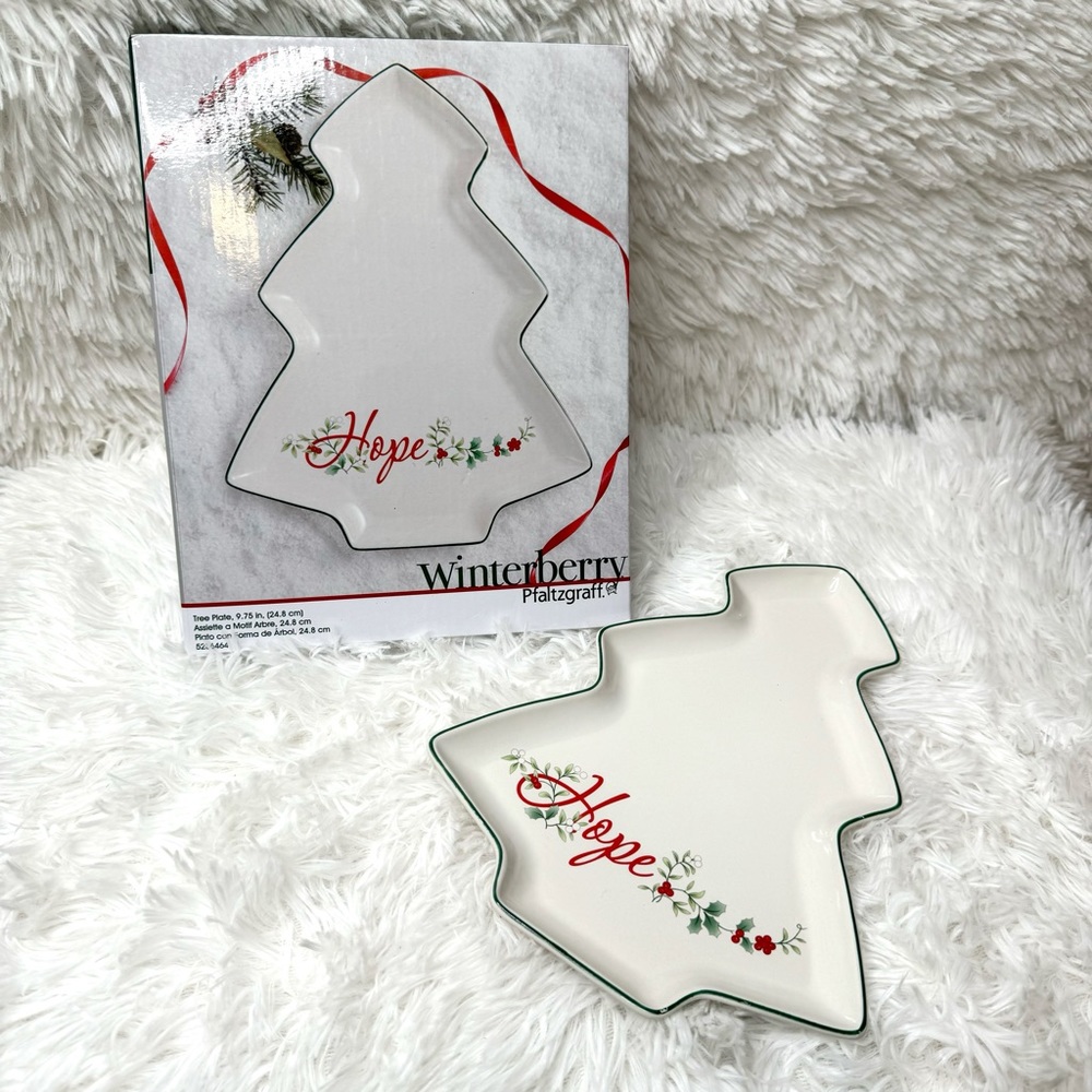 Pfaltzgraff Winterberry Hope Christmas Tree Plate Candy Dish Collectible Decor